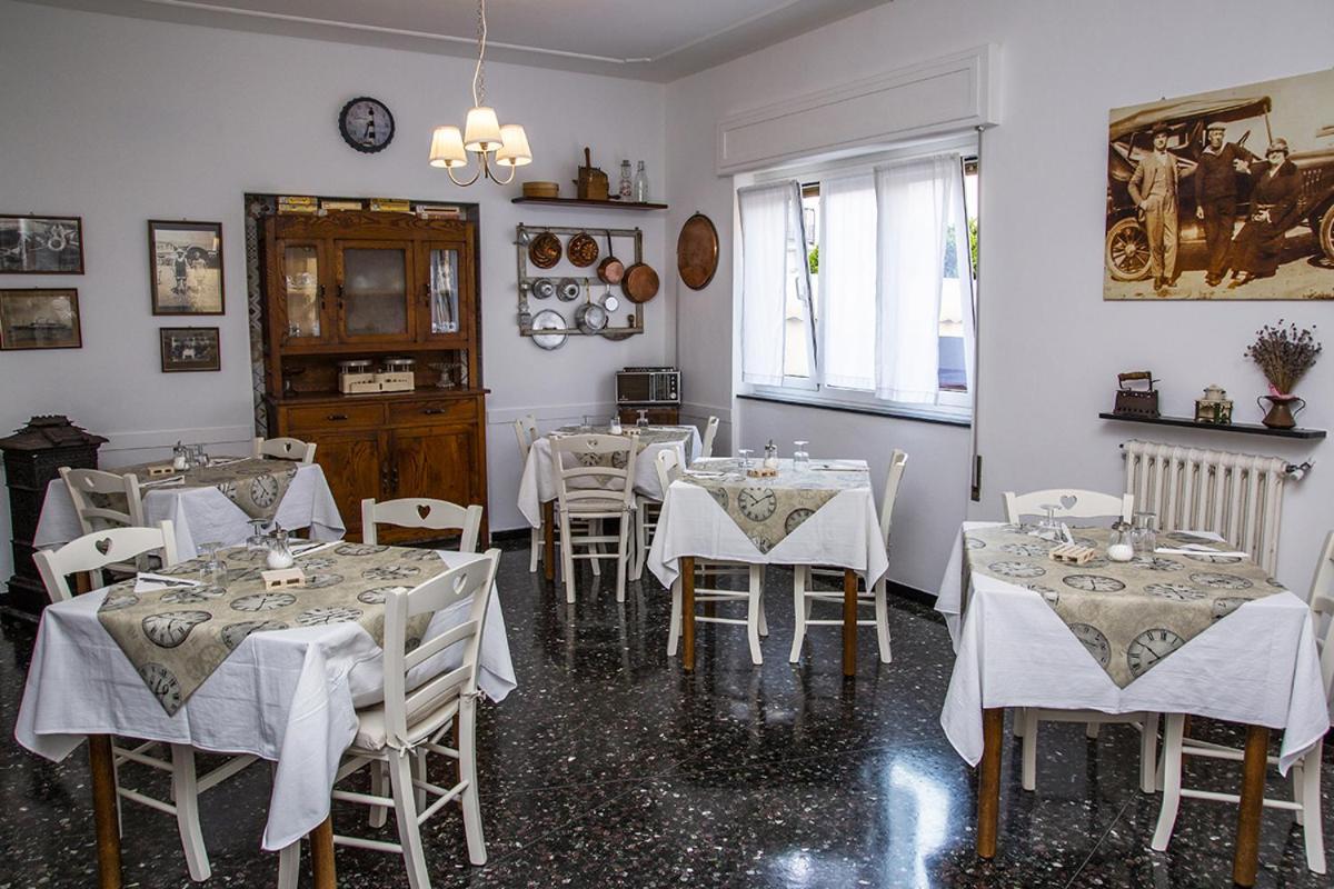 B&B Hotel Costa Azzurra Spotorno Extérieur photo